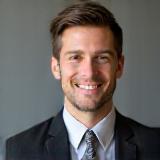 Photo of James Taylor.